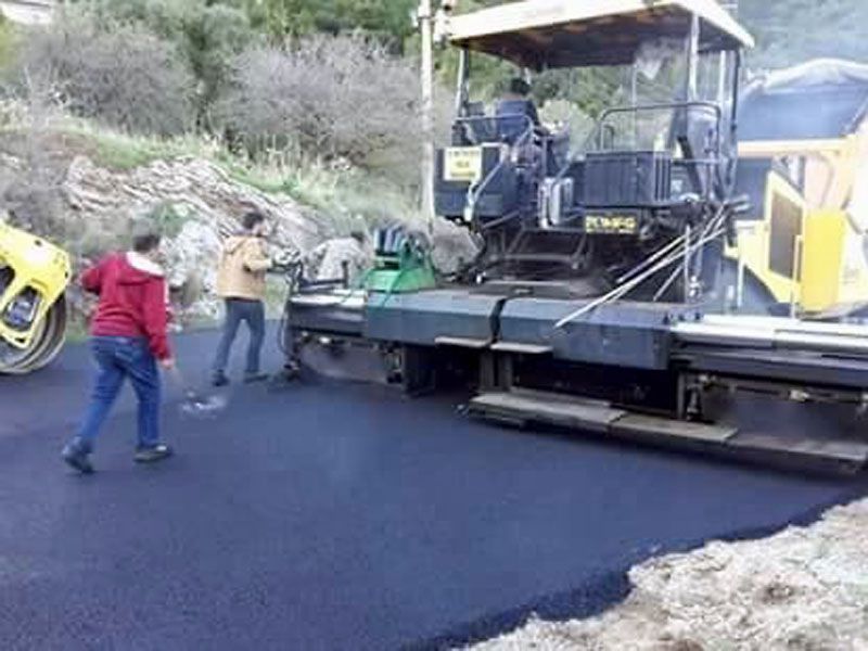 Work in progress on the mountain road