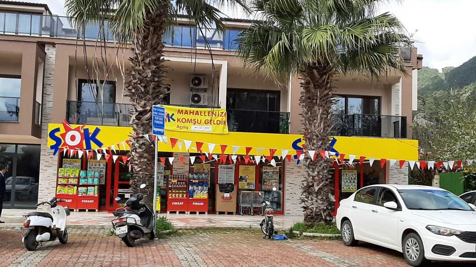 Another supermarket - on the back road